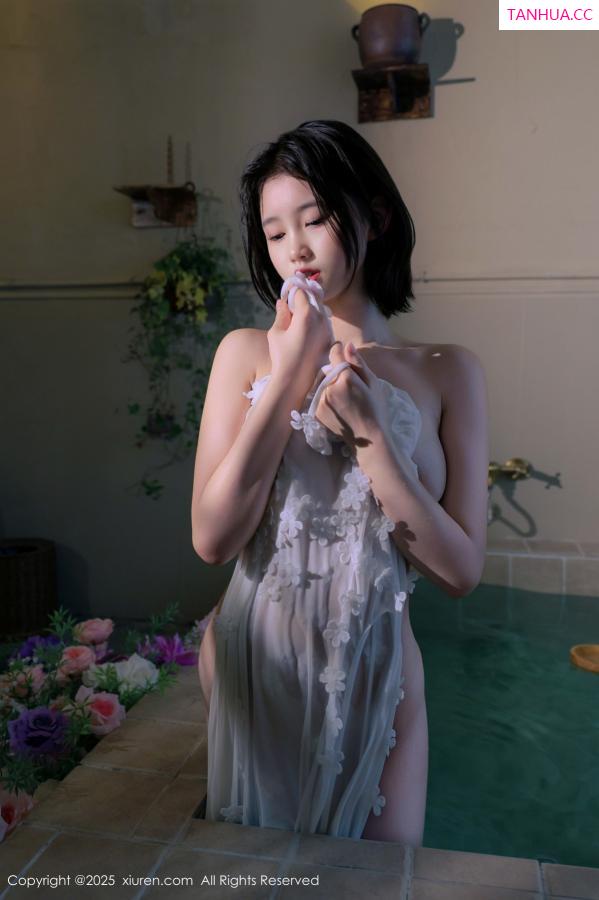   [XiuRen]高清写真图 2025.02.21 No.9920 小橘子orange 薄透连衣裙第75张图片